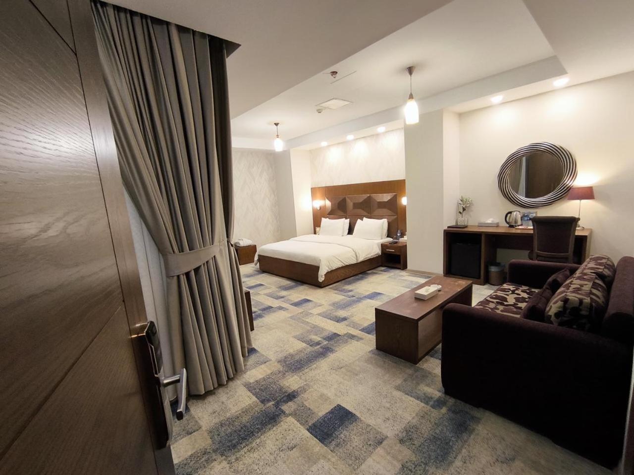 Fiori Hotel Арбил Екстериор снимка