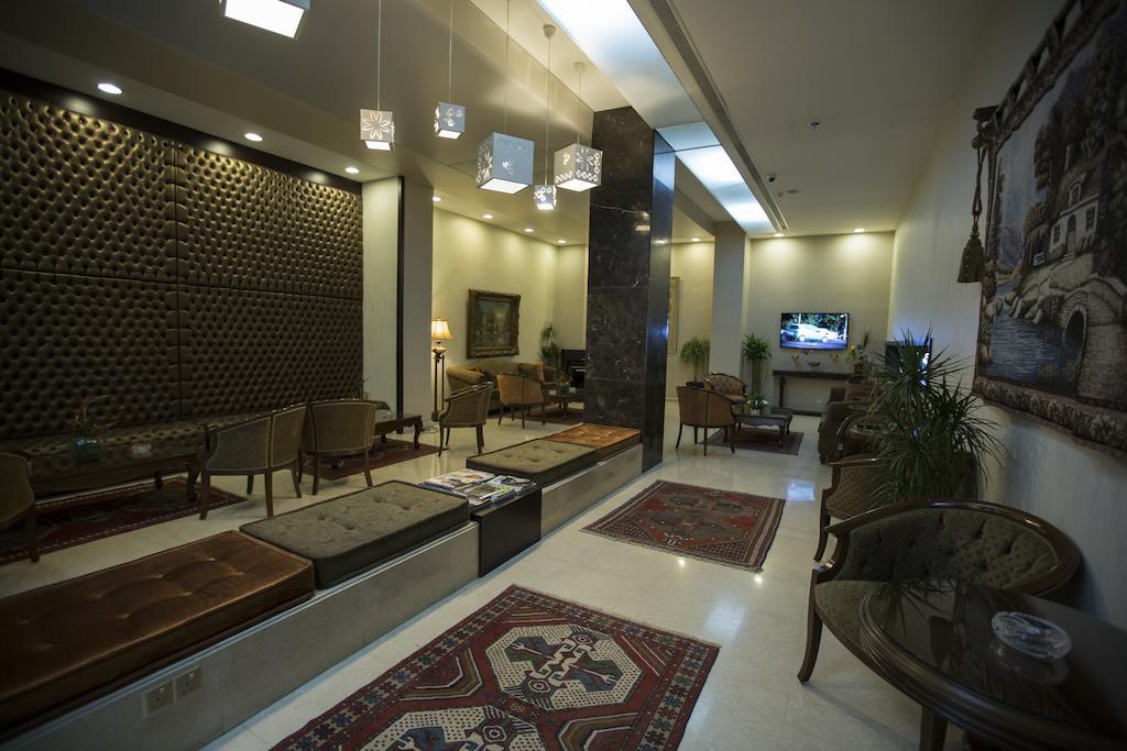 Fiori Hotel Арбил Екстериор снимка